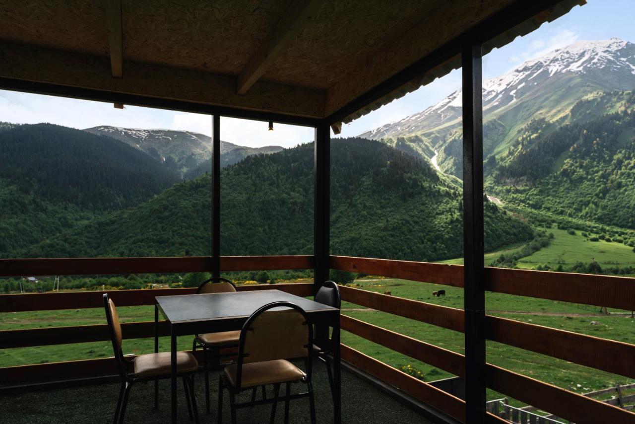 Panorama Ushba Hotel Местия Екстериор снимка
